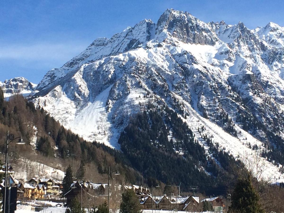 Snow Peak Lägenhet Ponte Di Legno Exteriör bild